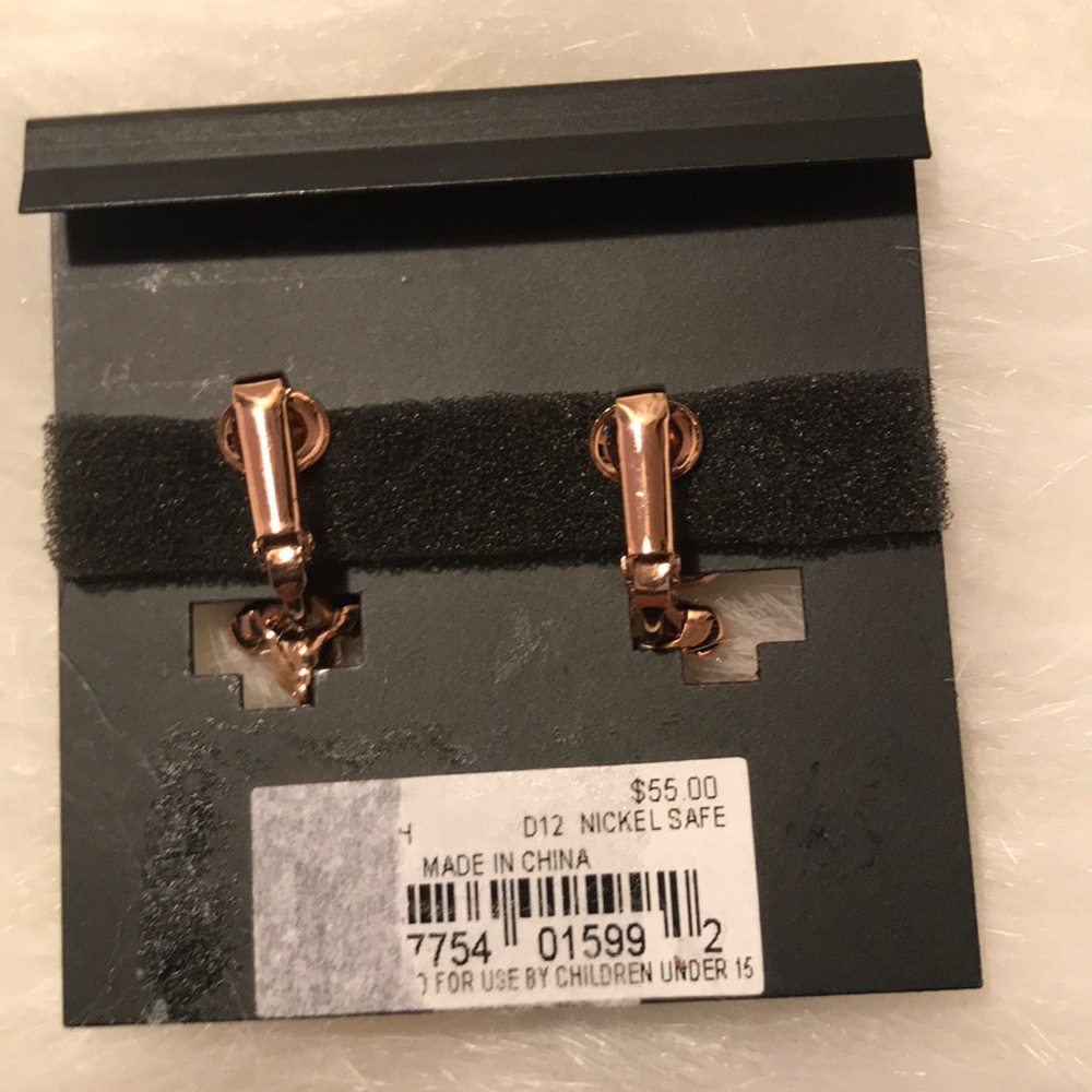 GIVENCHY Necklace & Earring Set - Picture 4 of 8